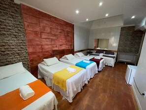 Family Room (Standard 6 people) | Premium bedding, minibar, in-room safe, iron/ironing board - Pousada Bahia Morena (Salvador)