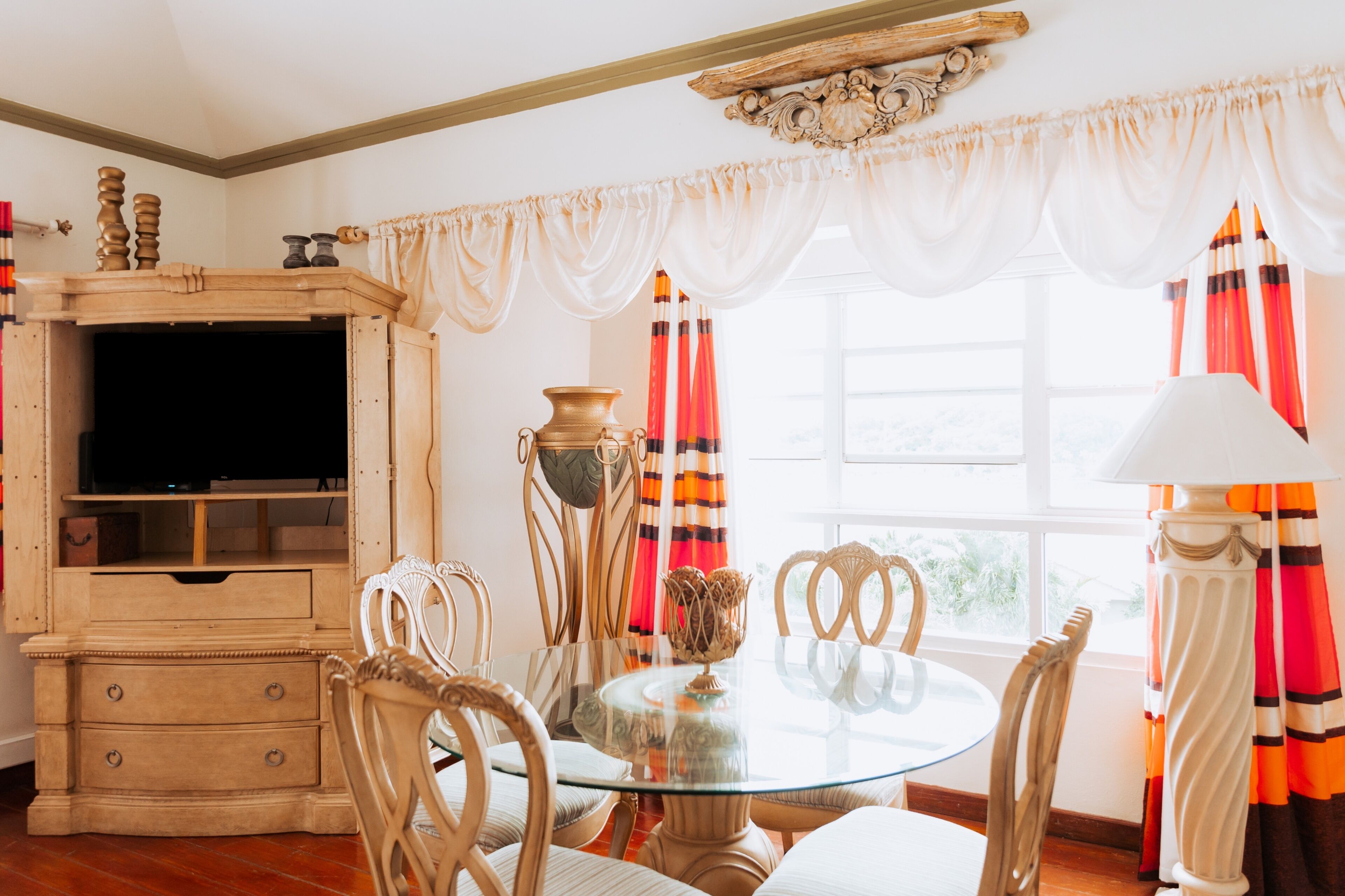 penthouse, balcony | premium bedding, in-room safe, individually decorated