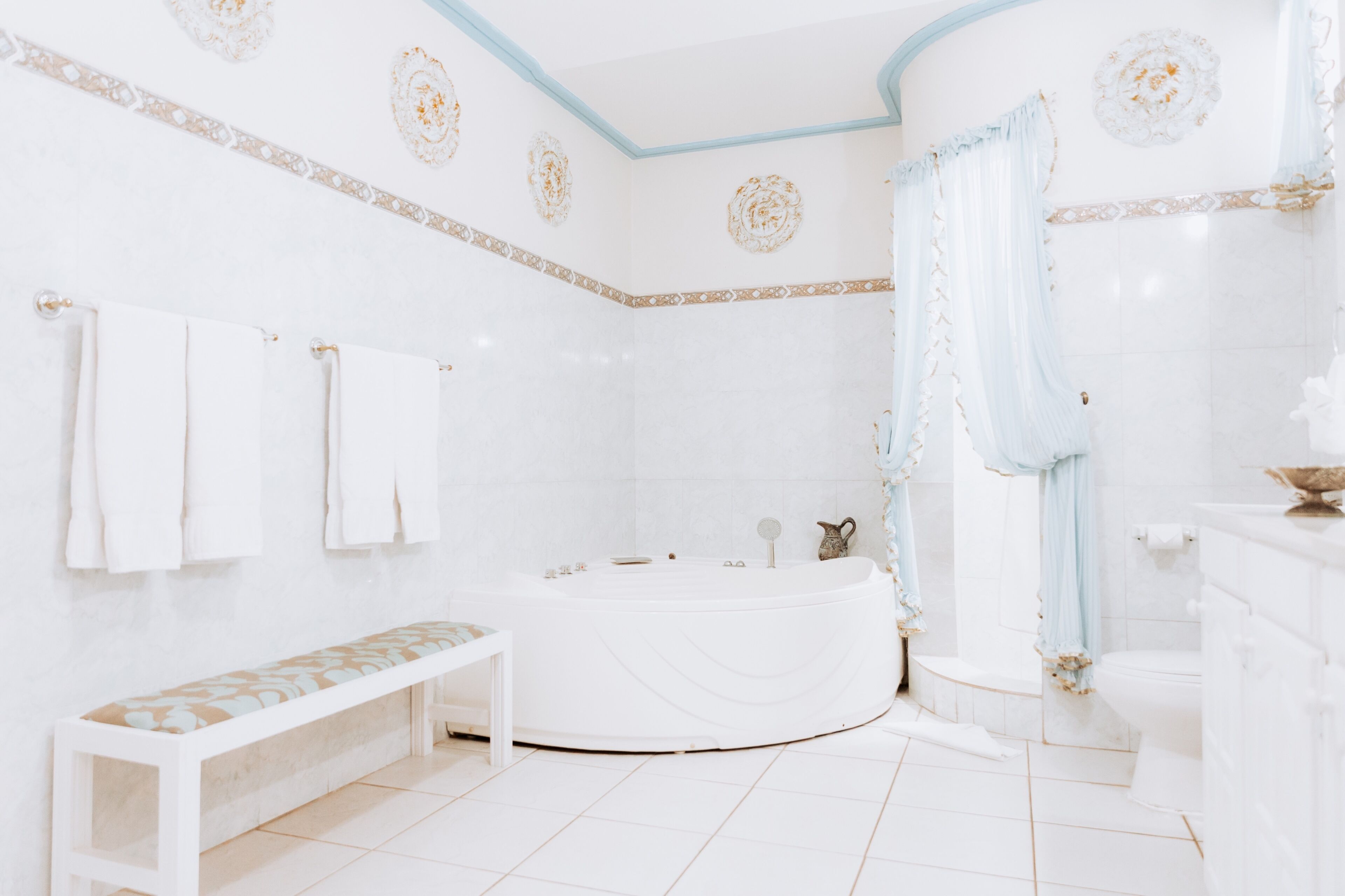 penthouse, balcony | premium bedding, in-room safe, individually decorated