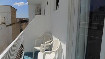 Basic Double Room, Shared Bathroom | Exterior
