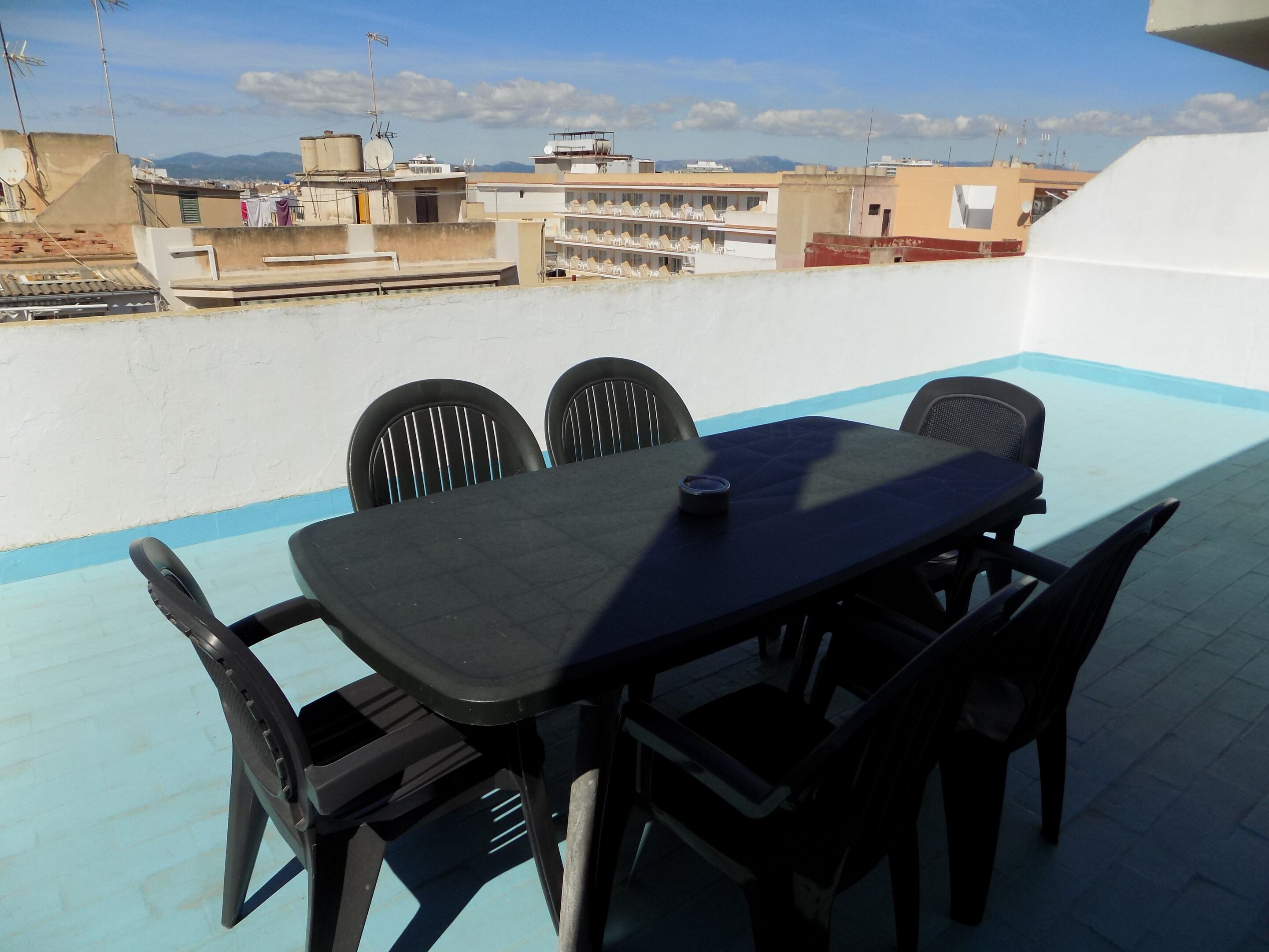 Standard-huone, oma kylpyhuone (HABITACION X 6 PERSONAS) | Terassi/patio