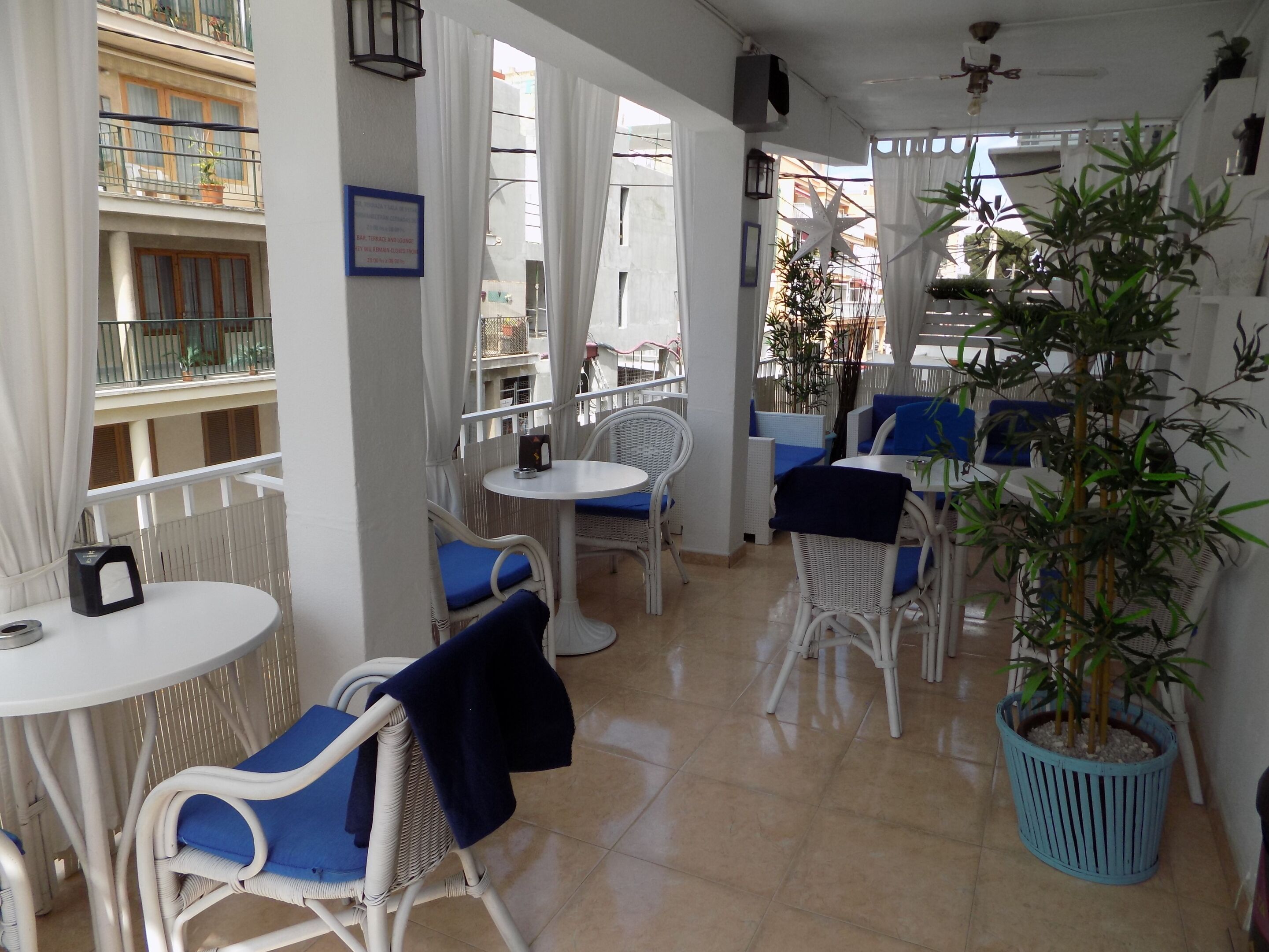 Bar (en la propiedad)