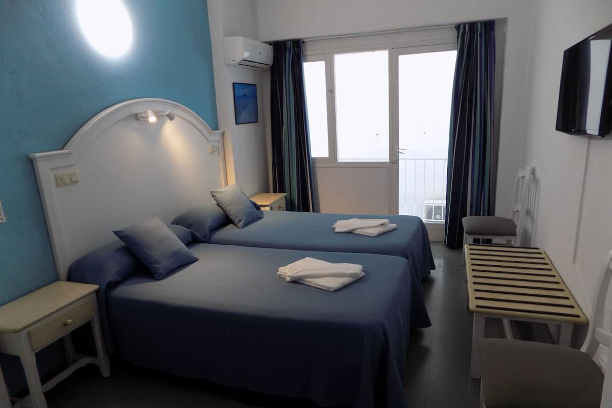 Standaard Twin kamer, en-suite badkamer (Baño Privado) | Kamervoorziening