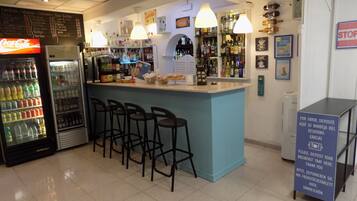 Bar (en la propiedad)