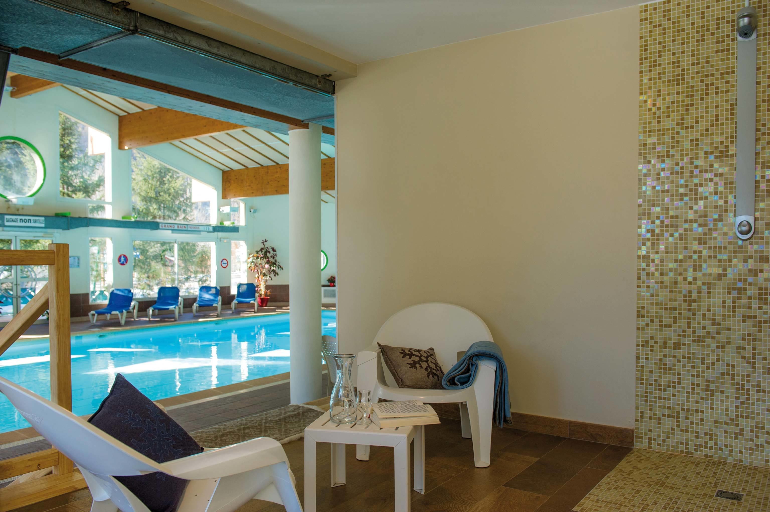indoor pool, pool loungers