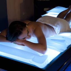 Sauna, hot tub, steam room, Turkish bath/hammam, body treatments