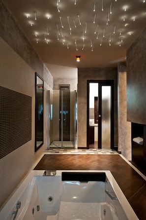 Junior Suite, Jetted Tub | Bathroom