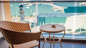Premium Deluxe Ocean | Terrace/patio