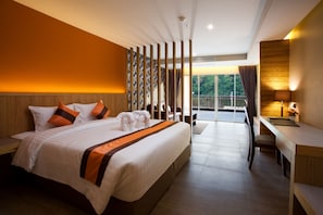 Grand Deluxe Mountian | View from room - Balihai Bay (Pattaya)