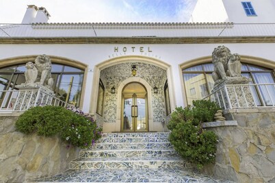 Bella Colina I Vintage Hotel est. 1953