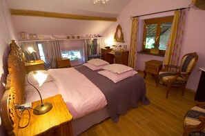 Standard Double or Twin Room | Down comforters, minibar, desk, free WiFi