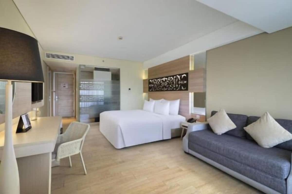 1 bedroom, minibar, in-room safe, desk