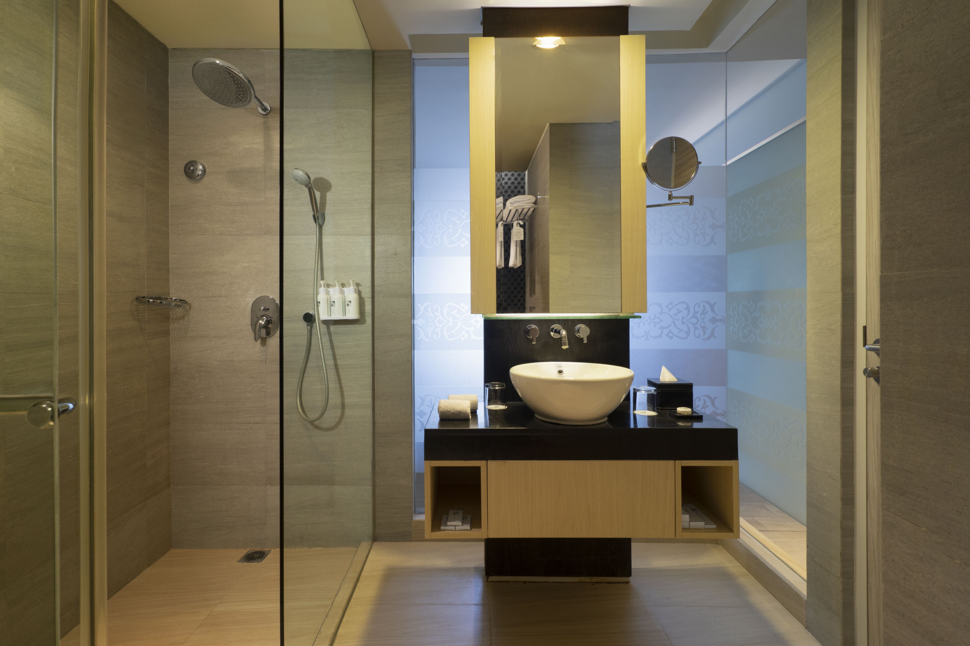 suite, pool view | bathroom | shower, free toiletries, hair dryer, slippers