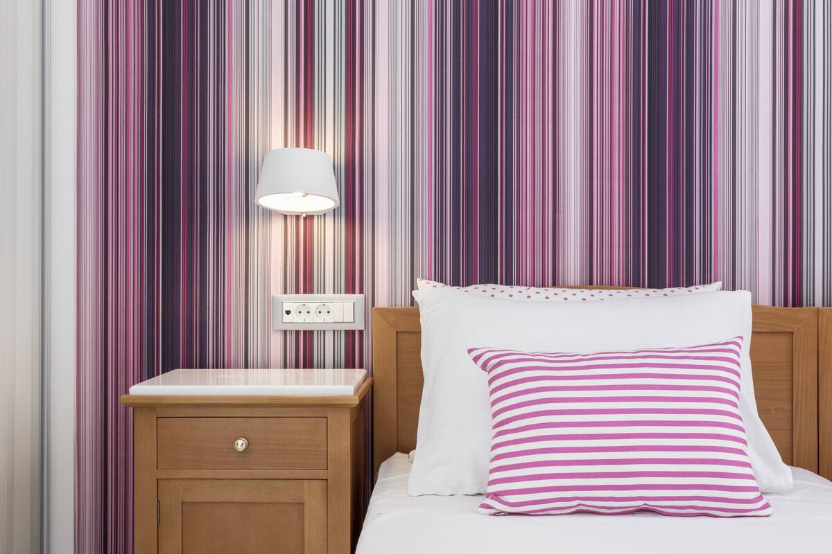 Egyptian cotton sheets, premium bedding, in-room safe, soundproofing