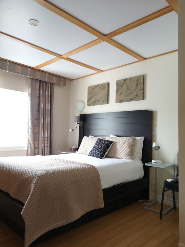 واي فاي مجانًا وملاءات أسرّة