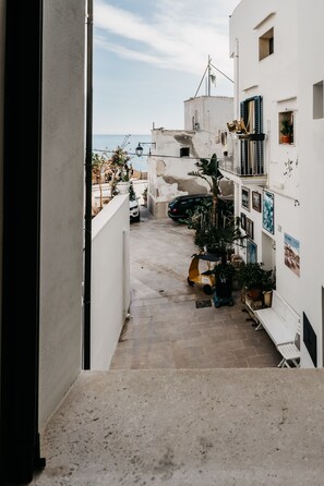 Dobbeltrom – deluxe (Losciale) | Utsikt mot strand/hav