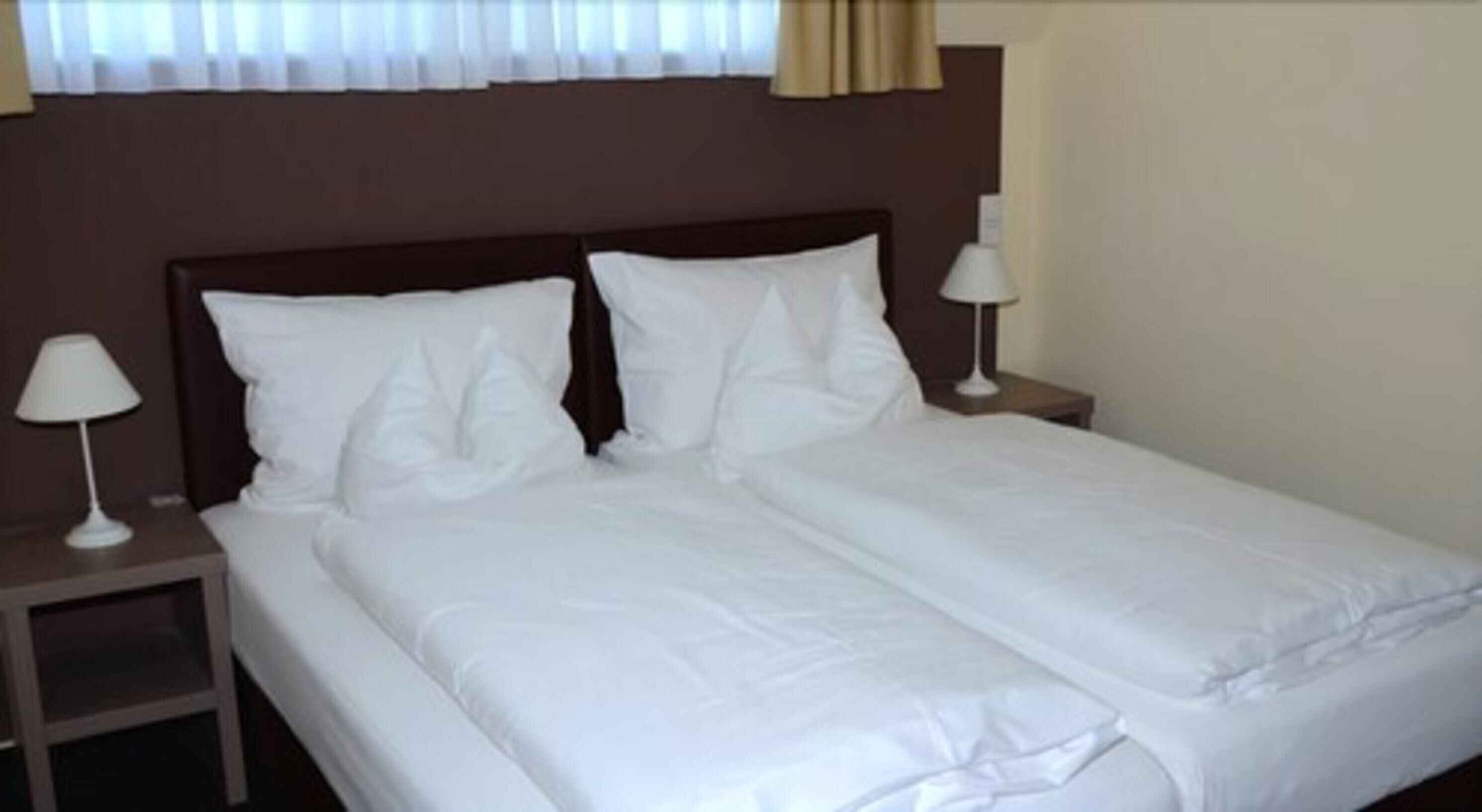 double room | premium bedding, free minibar items, in-room safe, desk