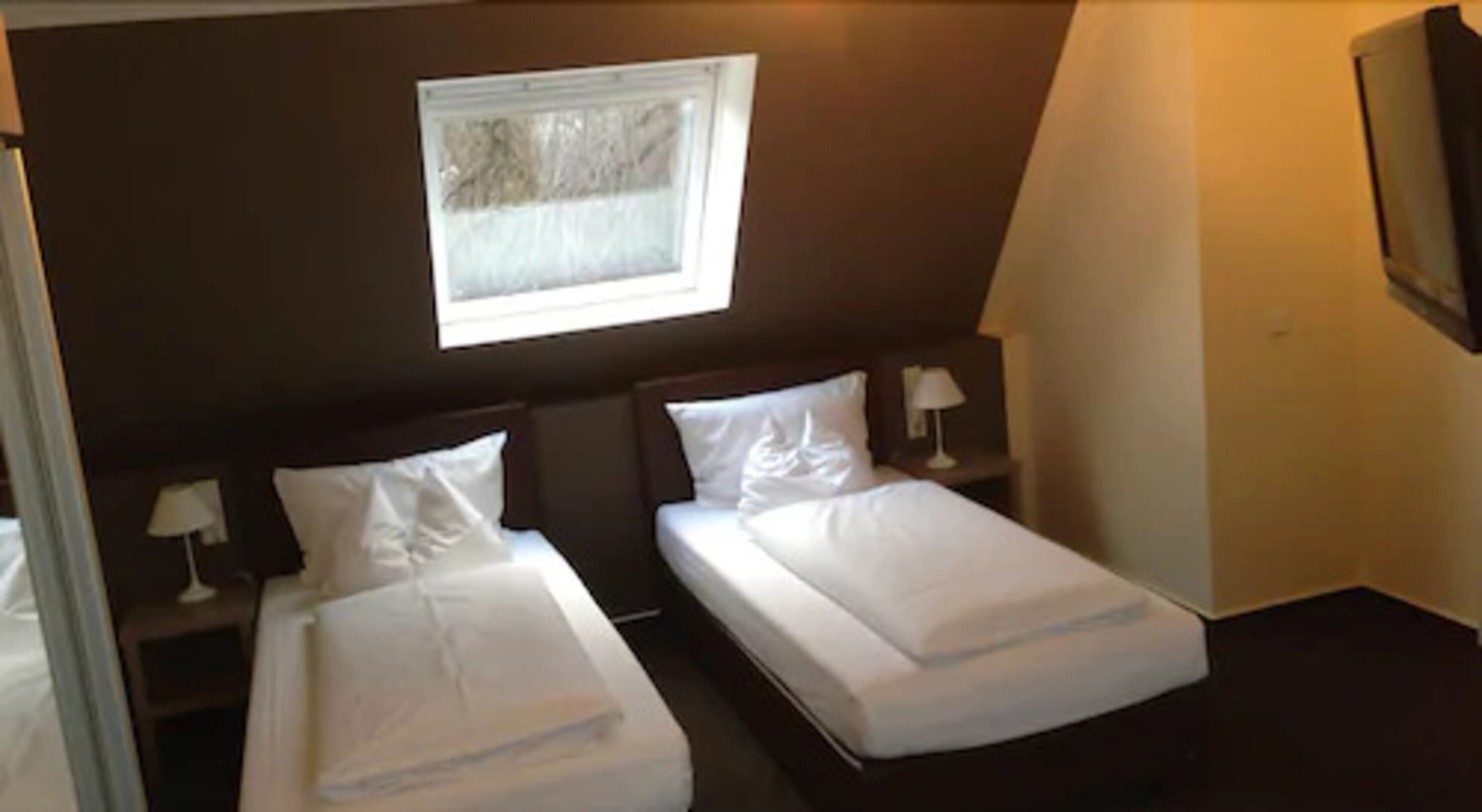 double room | premium bedding, free minibar items, in-room safe, desk
