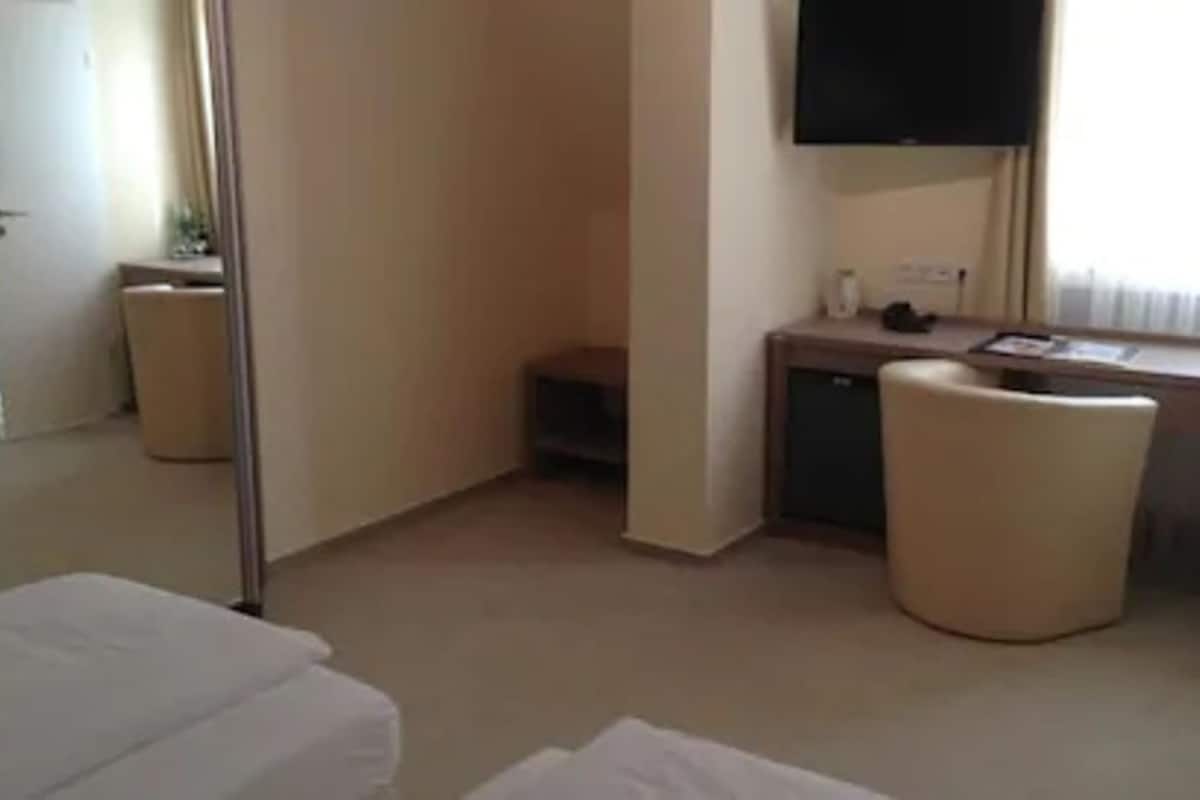 double room | premium bedding, free minibar items, in-room safe, desk