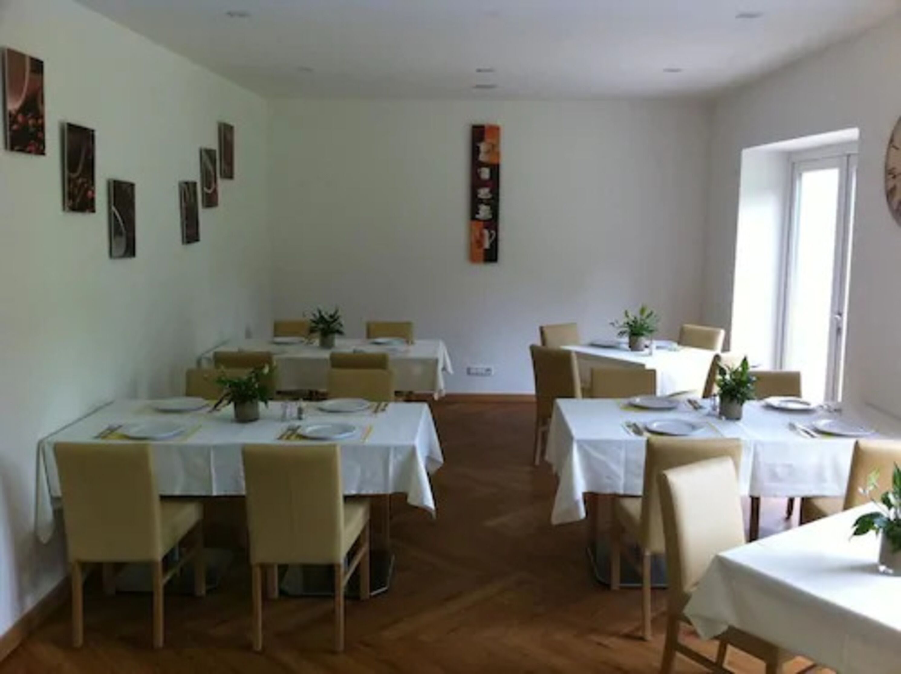 daily buffet breakfast (eur 10.00 per person)