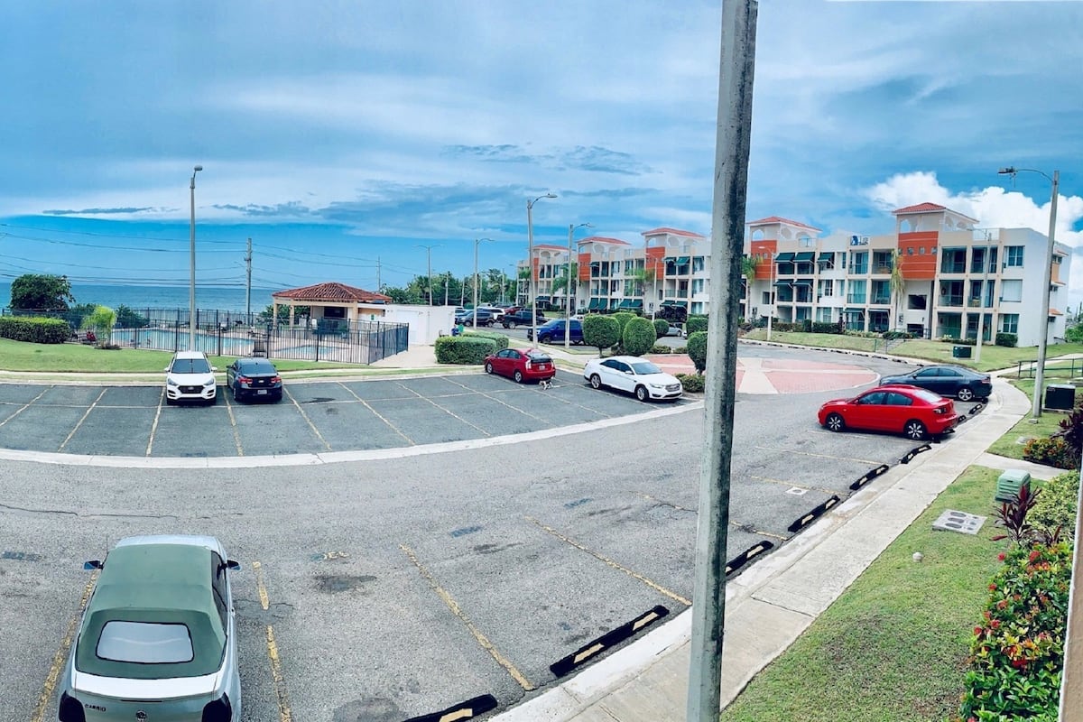 Family Suite, 3 Bedrooms, Ocean View, Oceanfront (OFS b202) - 2nd Floor | Uitzicht op strand/zee
