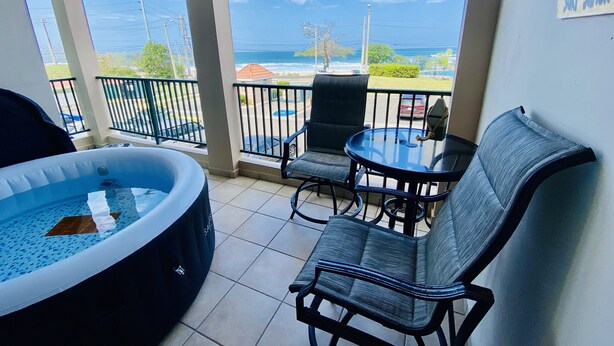 Family Suite, 3 Bedrooms, Ocean View, Oceanfront (OFS b201) - 2nd Floor