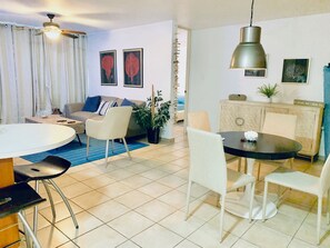 Panoramic Suite, 3 Bedrooms, Ocean View, Oceanfront (OFS j302) - 3rd Floor | In-room dining