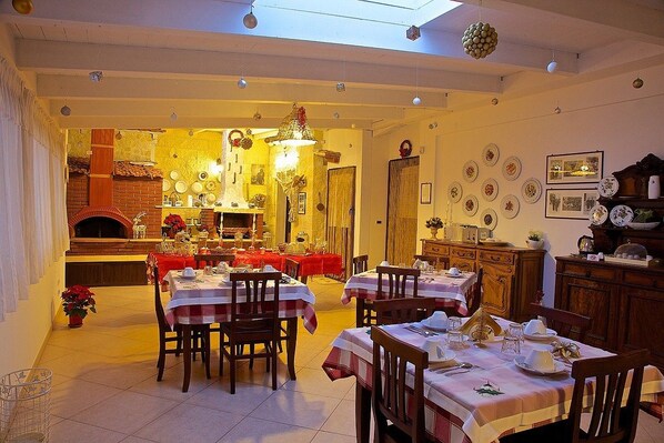 Daily buffet breakfast (EUR 8 per person)