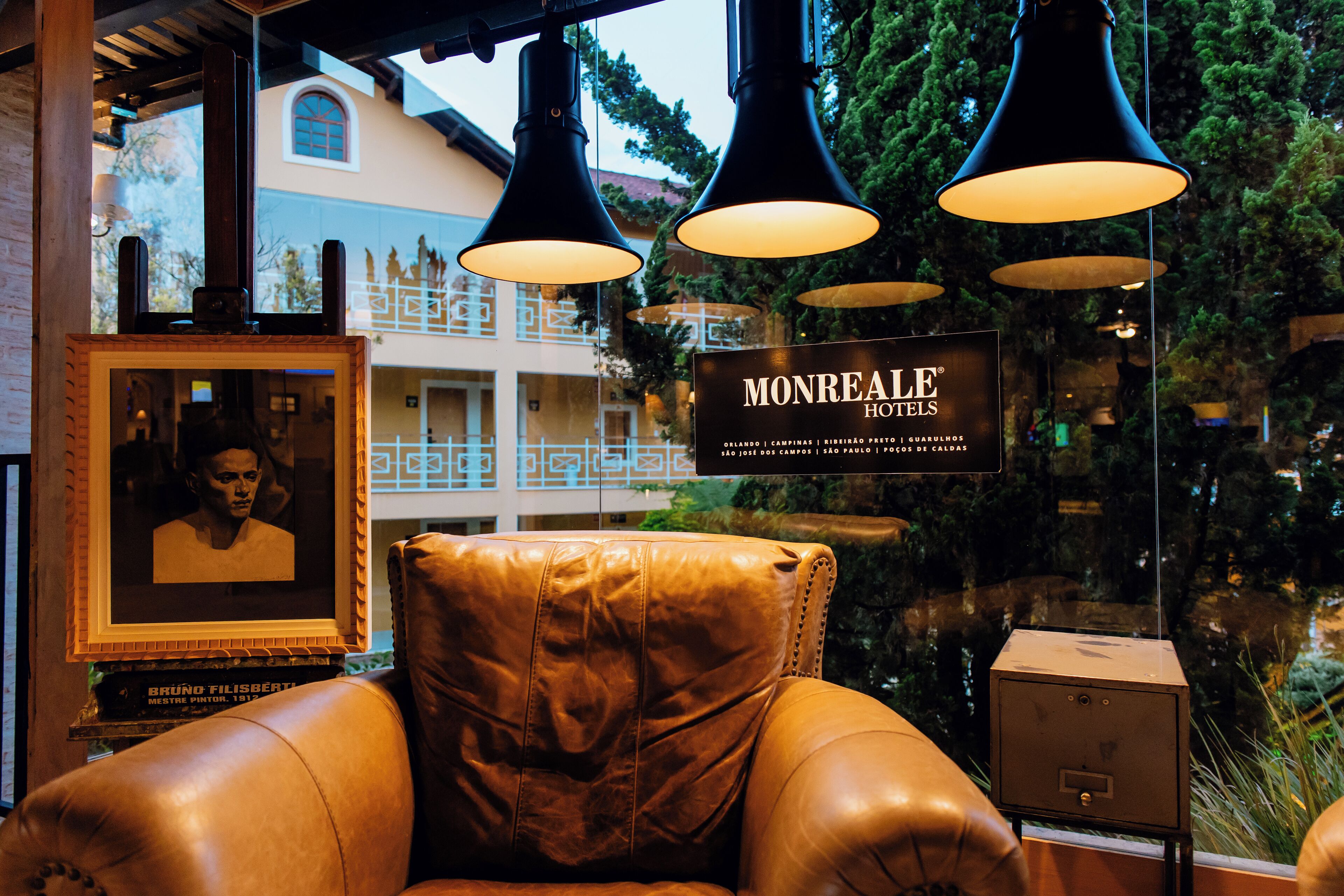 Bar (en la propiedad)