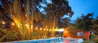 Cabinas Tortuguero Natural