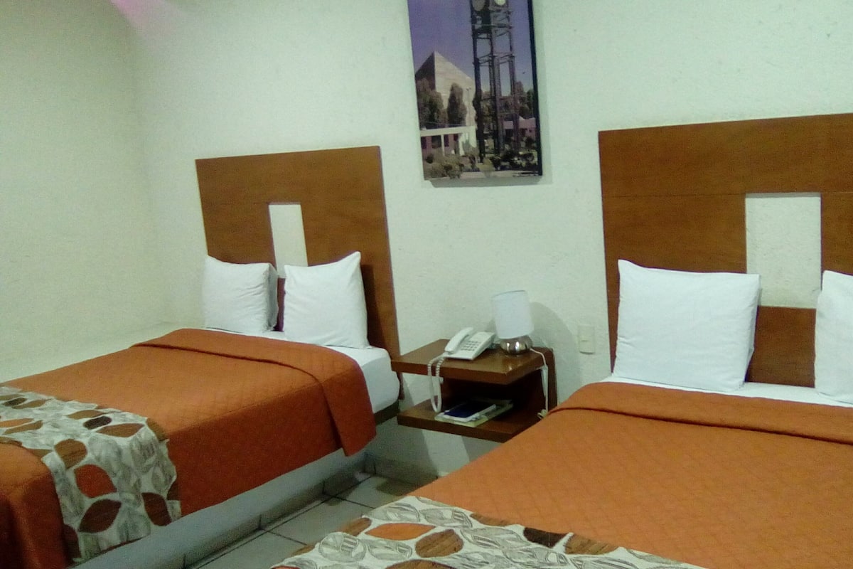 Standard Quadruple Room | Desk, iron/ironing board, free WiFi, bed sheets