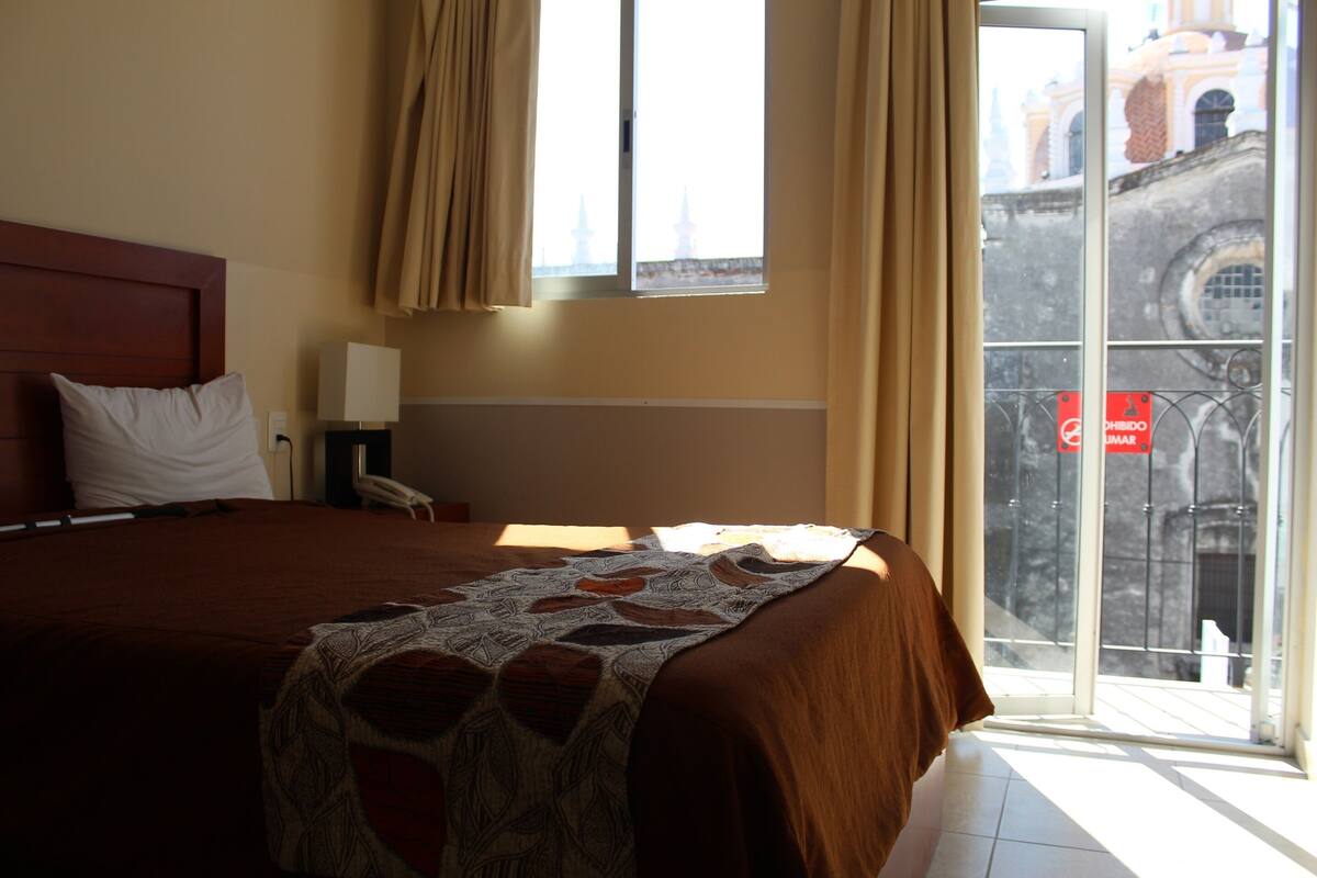Executive Double Room | Desk, iron/ironing board, free WiFi, bed sheets