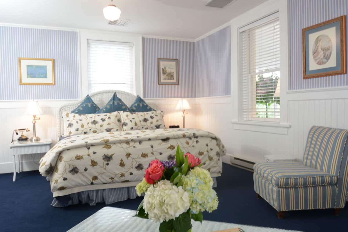 Standardzimmer, 1 King-Bett und Schlafsofa (Bluebell Suite) | 1 Schlafzimmer, Bettwäsche aus ägyptischer Baumwolle