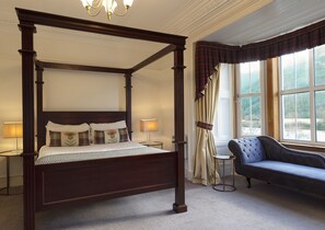 Deluxe Double Room | Desk, iron/ironing board, free WiFi, bed sheets