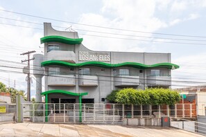 Front of property - Hotel Los Angeles (Cuiabá)