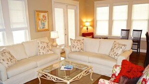 Blue Moon | Living area - Seagrove Beach Vacations by Rivard (Santa Rosa Beach)