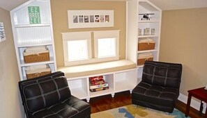 Blue Moon | Living area | DVD player - Seagrove Beach Vacations by Rivard (Santa Rosa Beach)