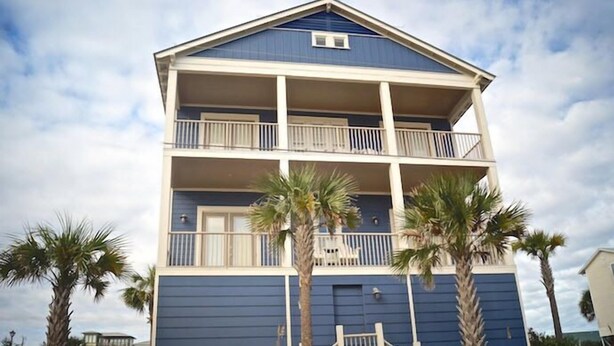 Blue Moon | Exterior - Seagrove Beach Vacations by Rivard (Santa Rosa Beach)