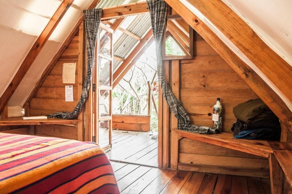 Basic Suite, 1 Double Bed, Balcony | Laptop workspace, bed sheets