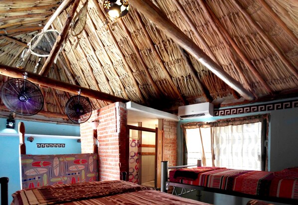 Basic Shared Dormitory, Mixed Dorm | Free WiFi