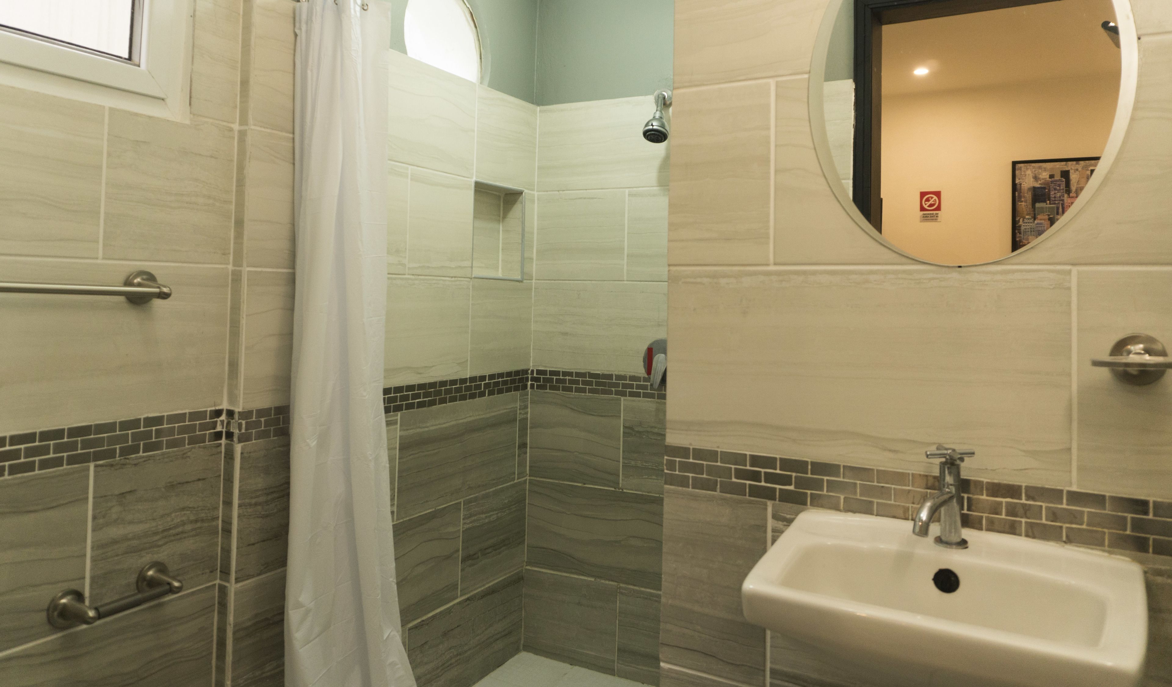 shower, free toiletries, towels