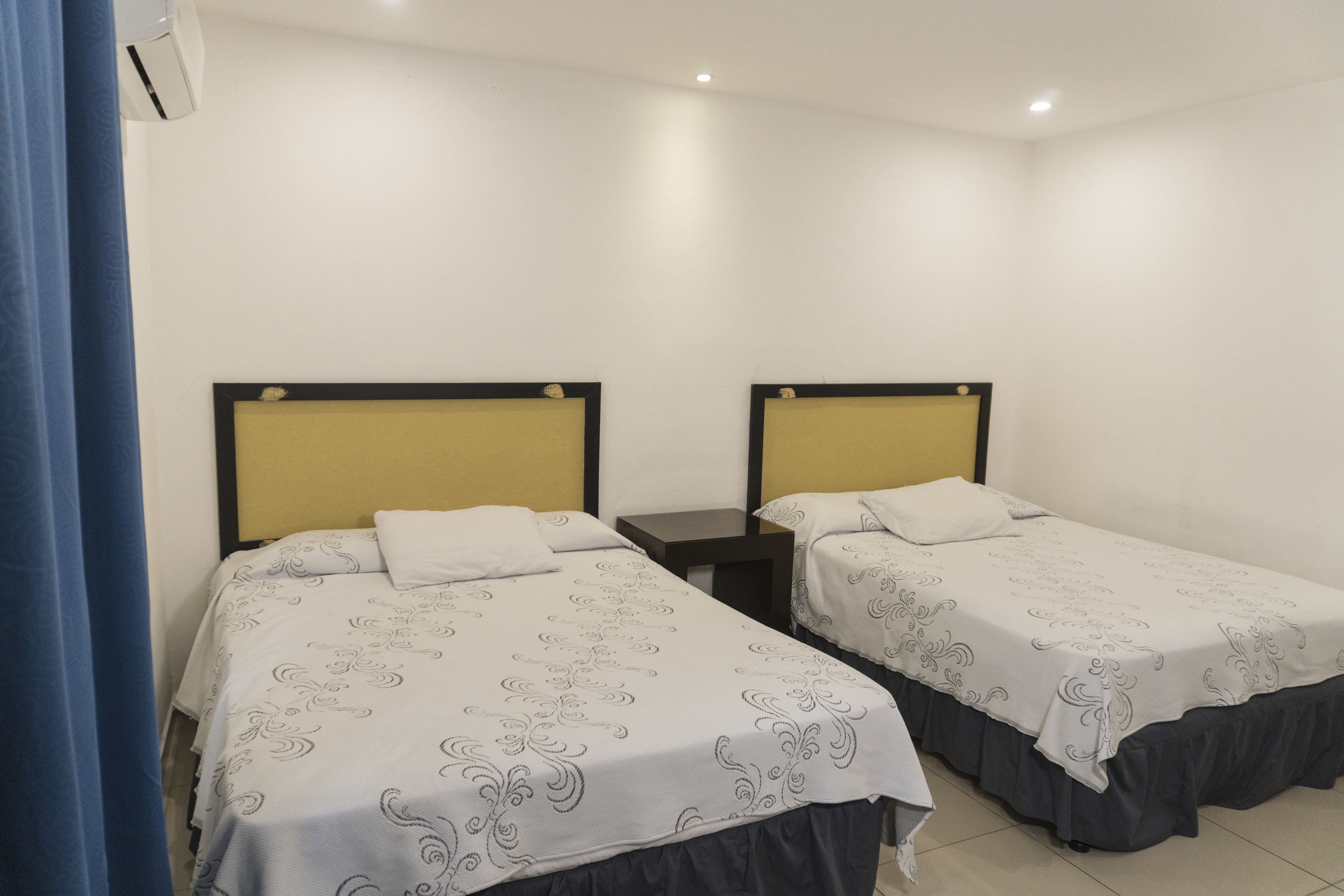 business room, 2 queen beds | 1 bedroom, premium bedding, down duvets, desk