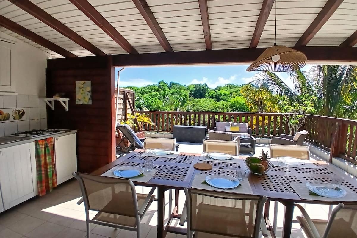 Classic Bungalow, 2 Bedrooms | Private kitchen | Coffee/tea maker, full-size fridge, microwave, stovetop