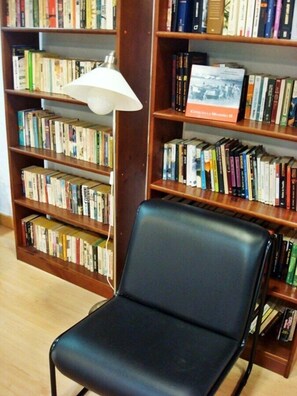 Library - Hotel Almadraba Conil (Conil de la Frontera)