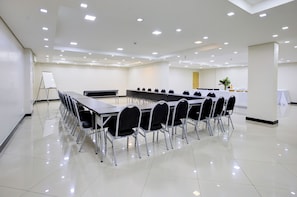 Business center - Hotel Domani (Guarulhos)