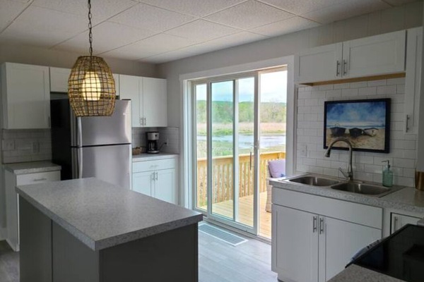 Family Suite, 2 Bedrooms | Private kitchen | Coffee/tea maker, microwave