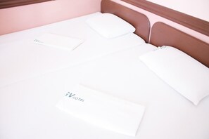 Desk, bed sheets