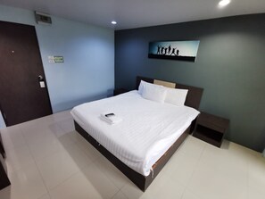 Quarto standard (Standard King Room) | Escrivaninha, Wi-Fi de cortesia, roupa de cama