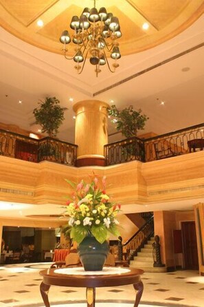 Desk, rollaway beds, WiFi