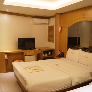 Soundproofing, free WiFi, bed sheets - Princess Hotel (Seoul)